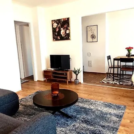 Tizza - Modern Flat Above The Center Apartment