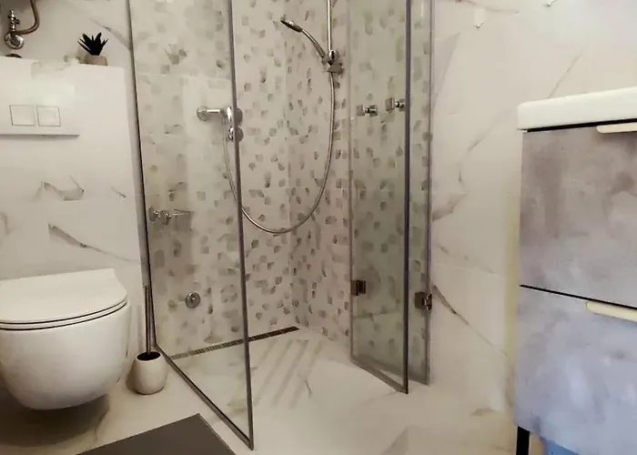 Apartmán Tizza - Modern Flat Above The Center